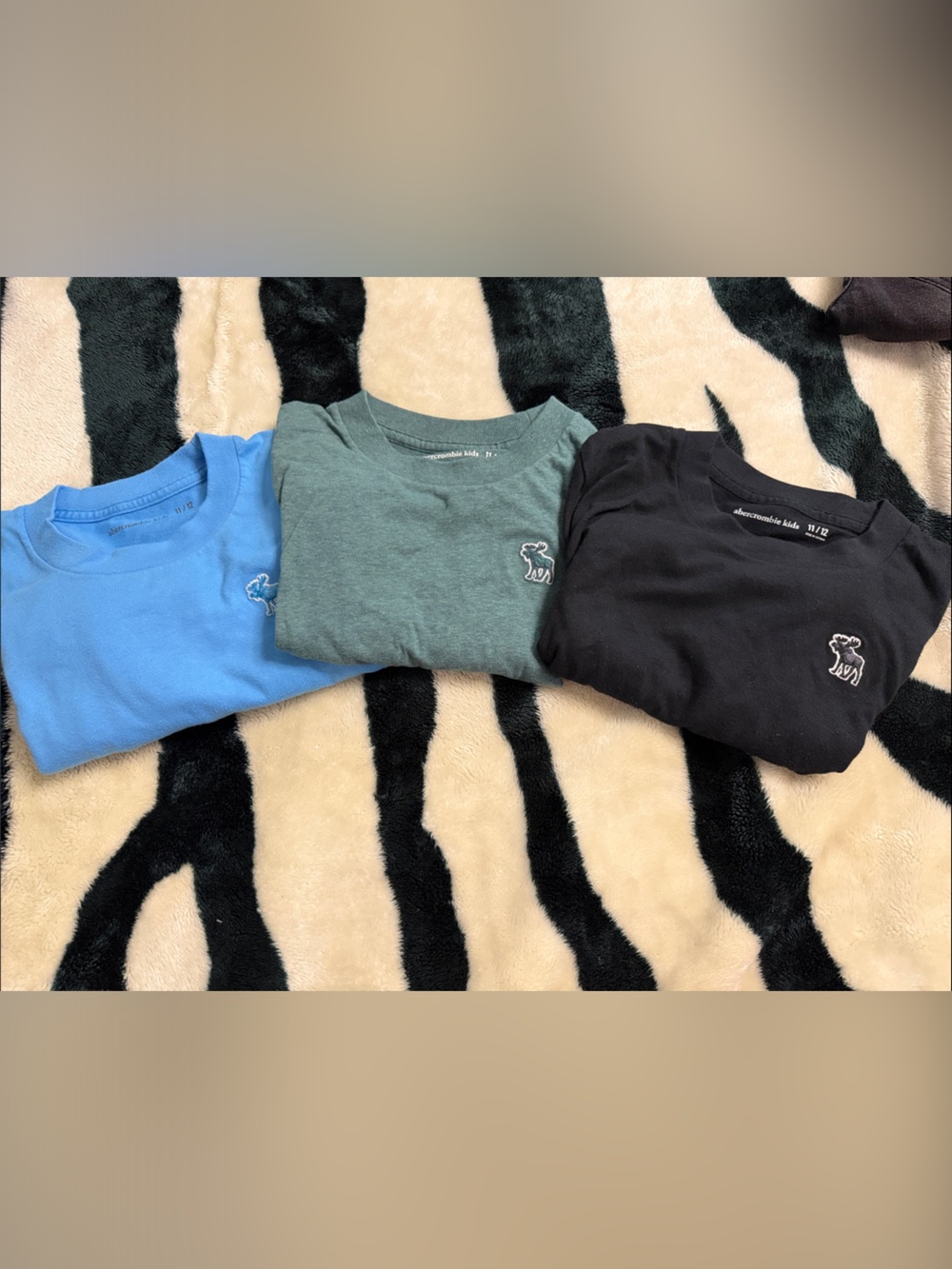 Abercrombie & Fitch Boys Short-Sleeve Tee Trio - Blue, Green, Black